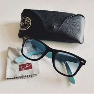 RayBan Wayfarer